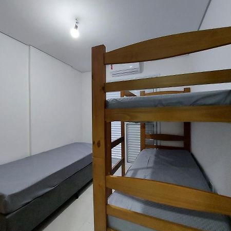 Апартаменти Apartamento Perto Da Praia No Indaia Бертіога Екстер'єр фото