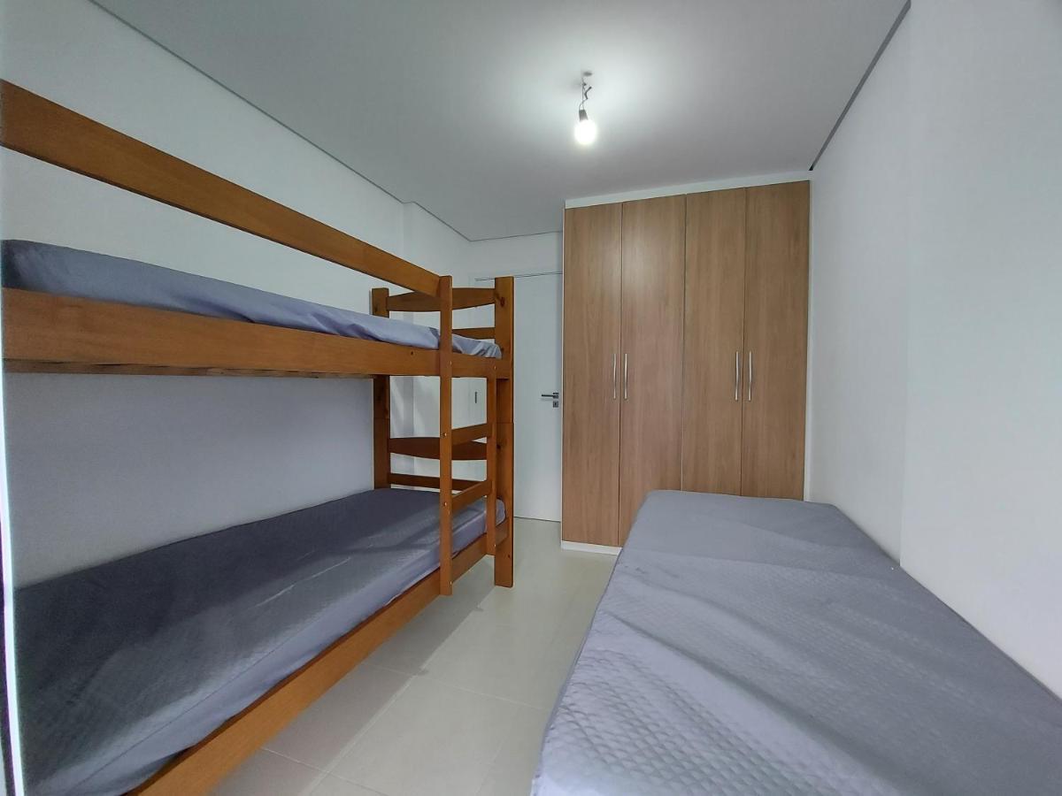 Апартаменти Apartamento Perto Da Praia No Indaia Бертіога Екстер'єр фото