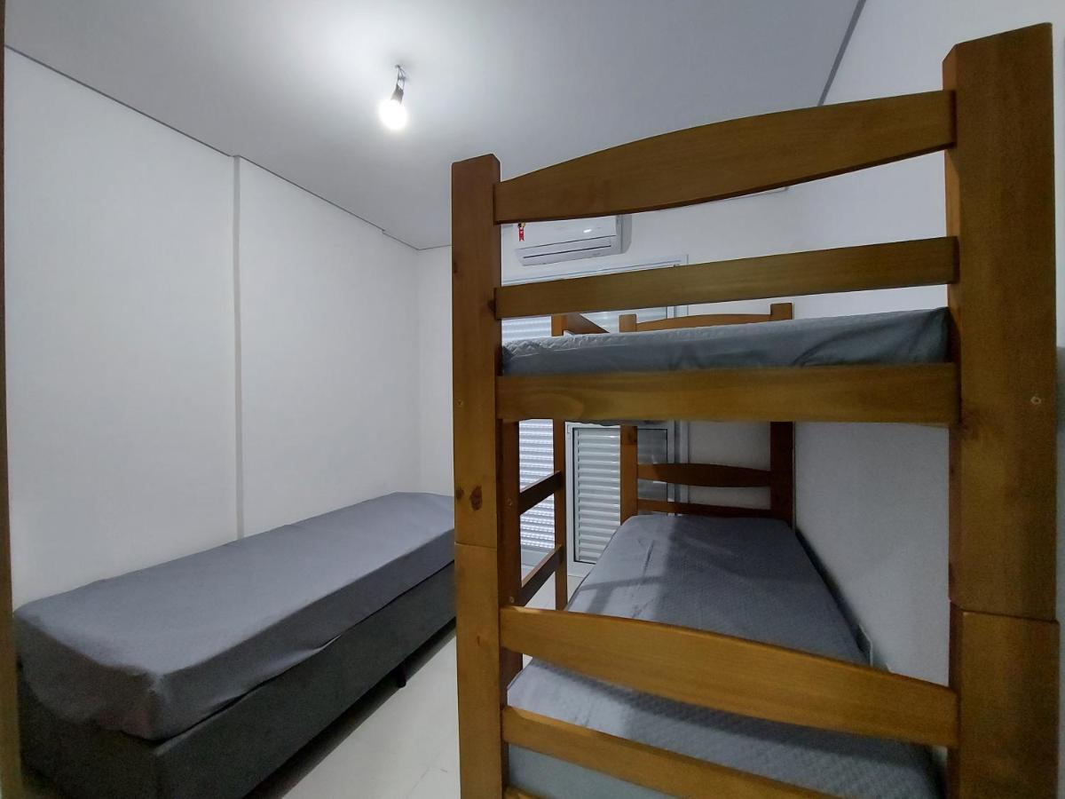 Апартаменти Apartamento Perto Da Praia No Indaia Бертіога Екстер'єр фото